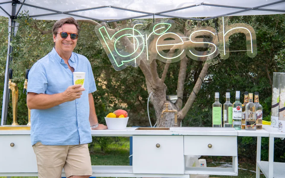 Η vRoubis δημιουργεί φυσικά και χειροποίητα αναψυκτικά χωρίς ζάχαρη και συντηρητικά