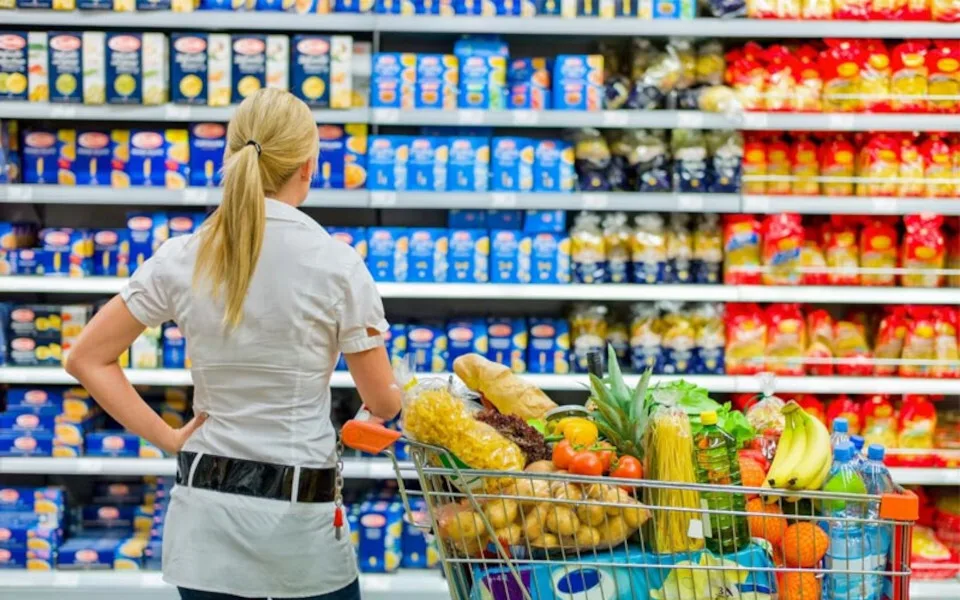 Ανάλυση NielsenIQ: Αυξήθηκε ο τζίρος στο οργανωμένο λιανεμπόριο τροφίμων το 1ο εξάμηνο