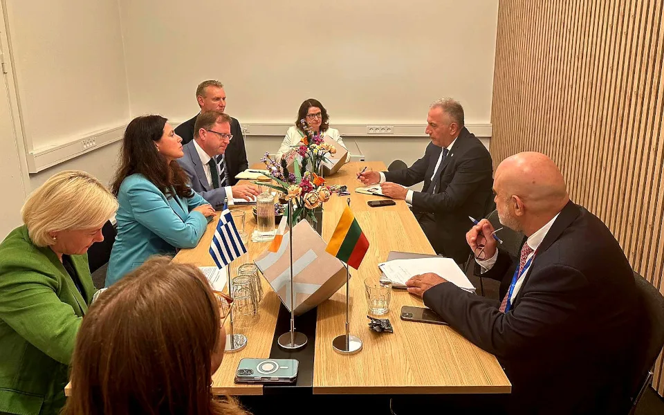 Καλαφάτης από Κοπεγχάγη: Αναγκαίες οι κρίσιμες τεχνολογίες για την ενίσχυση και ανταγωνιστικότητα της ΕΕ