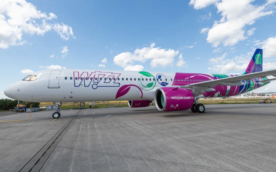 WIZZAIR: Νέα δρομολόγια από Αθήνα προς Βαρσοβία