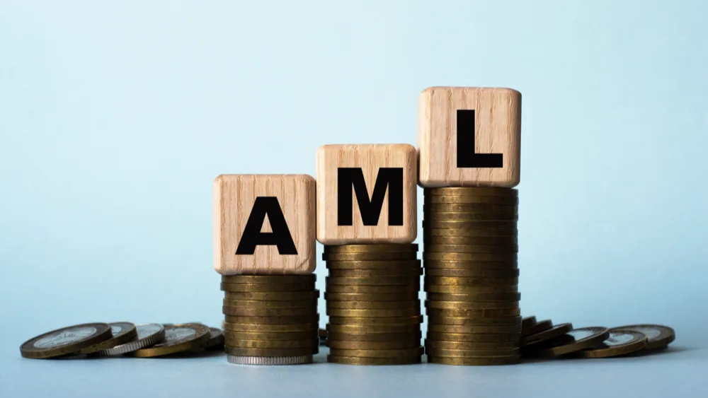 Ξέπλυμα χρήματος και διαδικτυακά καζίνο: Παγκόσμιες εξελίξεις και η προστασία του παίκτη στην Ελλάδα