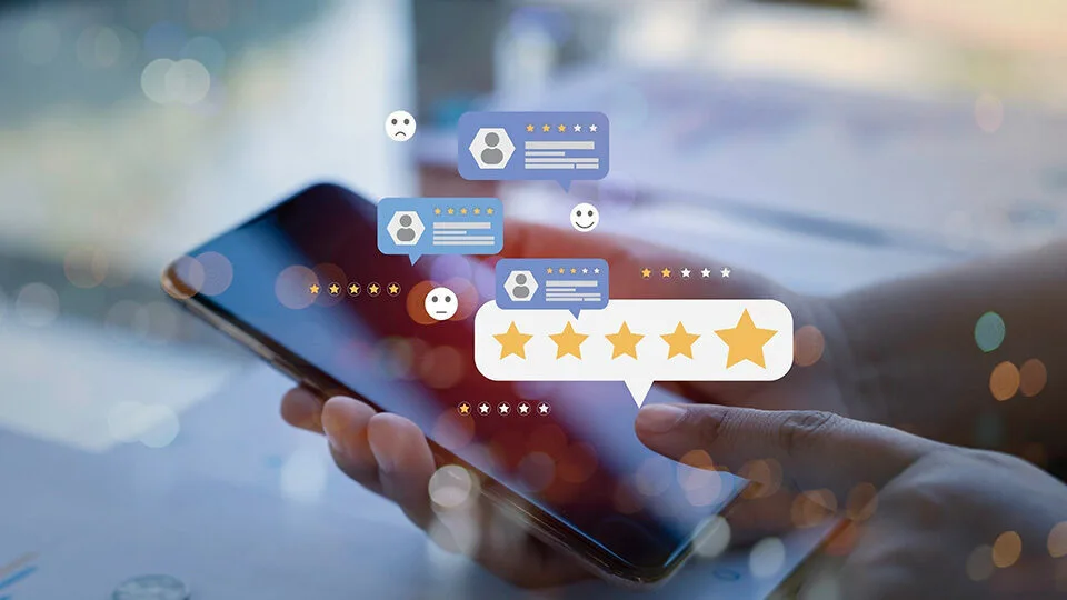 Πώς τα social media μπορεί να γίνουν «δίκοπα μαχαίρια» για τις επιχειρήσεις