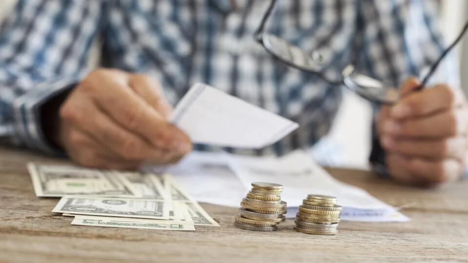 Στα 1.182 ευρώ κυμαίνεται η μέση σύνταξη - Τους 2,5 εκατ. σε αριθμό ξεπερνούν οι συνταξιούχοι