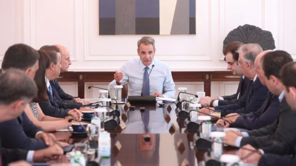 Μητσοτάκης: 12 παρεμβάσεις για τη μείωση της γραφειοκρατίας