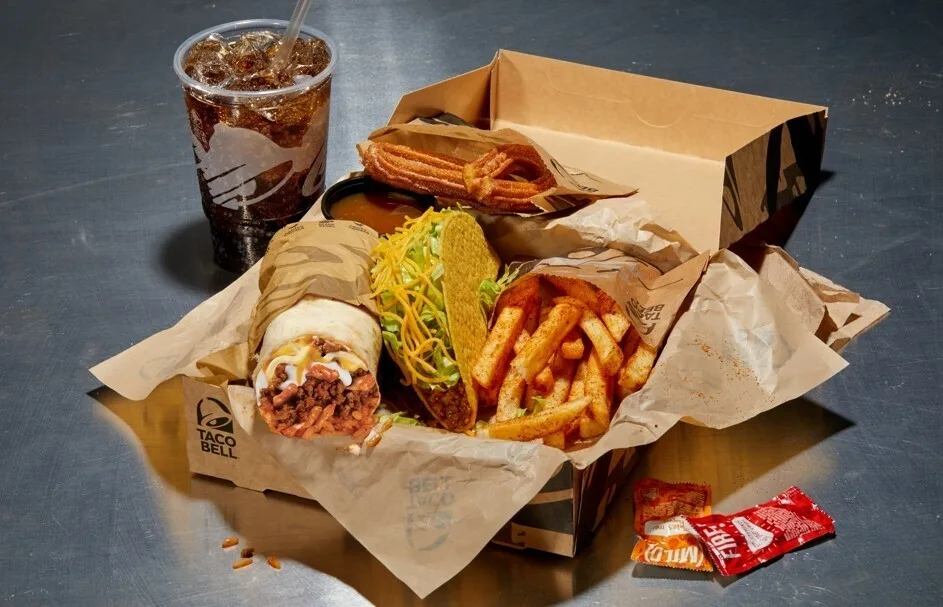 Taco Bell: Ανοίγει το πρώτο κατάστημα - εγκαίνια στο Χαλάνδρι