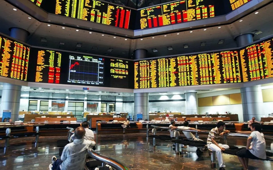 Ομόλογα στην Ευρώπη, δασμοί και απαγορεύσεις Τραμπ στην Αμερική φέρνουν θύελλα στα Χρηματιστήρια