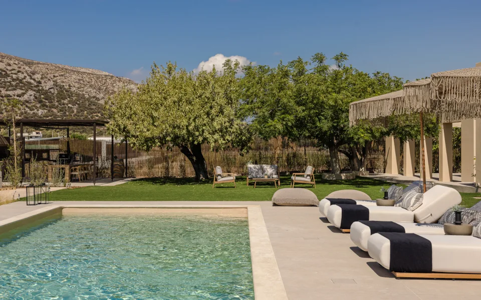 The Attican Villa & Estate: Μια νέα προσθήκη στα καταλύματα της Aria Hotels σε κτήμα στην Ανάβυσσο