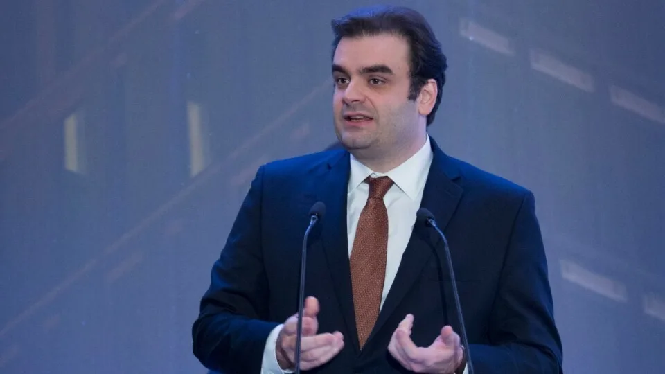 Πιερρακάκης από Eurogroup/ECOFIN: Να εκσυγχρονίσουμε τις δημόσιες συμβάσεις σε τομείς όπως η ΤΝ και  η κυβερνοασφάλεια