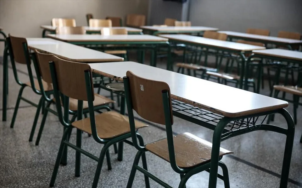 Ενισχυτική διδασκαλία σε 6 μαθήματα Γυμνασίου και 7 Ειδικά Μαθήματα πανελλαδικώς εξεταζόμενα