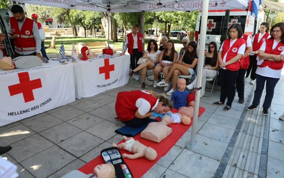 Ο Ε.Ε.Σ. διοργανώνει μεγάλη ανοιχτή δράση για την Παγκόσμια Ημέρα Πρώτων Βοηθειών στην Πλατεία Συντάγματος