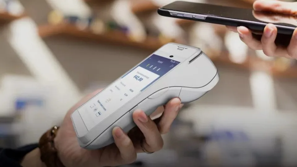 Ηλεκτρονικές αποδείξεις: Εξαιρέσεις και δαπάνες που αναγνωρίζονται - Ποιοι φορολογούμενοι κινδυνεύουν με έξτρα φόρο