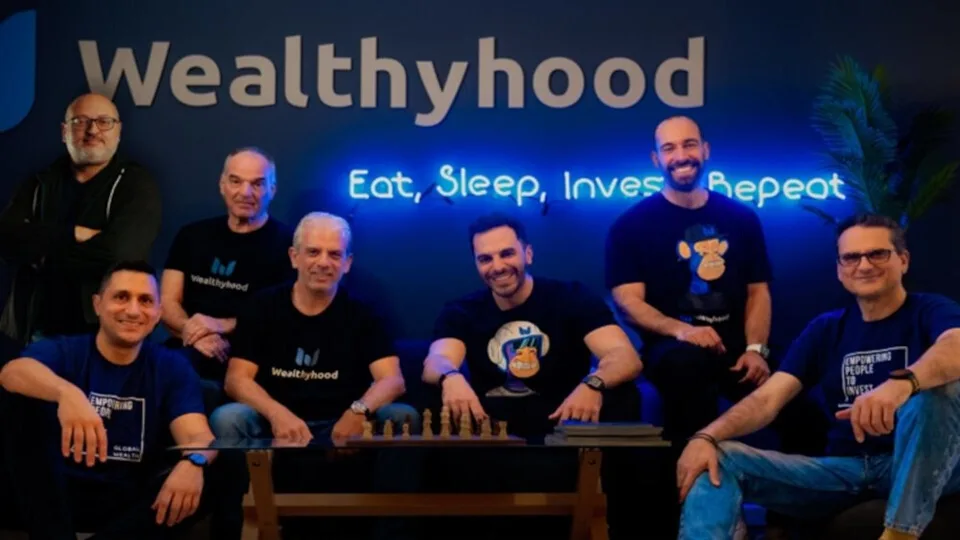 Έπεσαν οι υπογραφές ανάμεσα σε Wealthyhood - GlobalWealth: Τι προβλέπει η συμφωνία