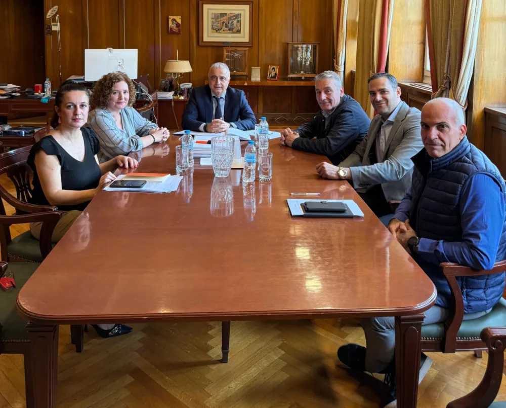 Τι συζήτησαν ο Υφ. Ανάπτυξης Λ. Τσαβδαρίδης με τον Σύλλογο Εργαζομένων του Οργανισμού Βιομηχανικής Ιδιοκτησίας (ΟΒΙ)