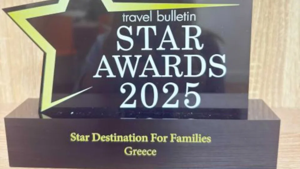 Ως ο καλύτερος προορισμός για οικογένειες αναδείχθηκε η Ελλάδα στα βραβεία Travel Bulletin στο Λονδίνο
