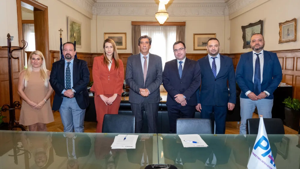 Μνημόνιο συνεργασίας υπέγραψαν ΡΑΑΕΥ και Ρυθμιστική Αρχή Ενέργειας και Υδάτων της Βουλγαρίας