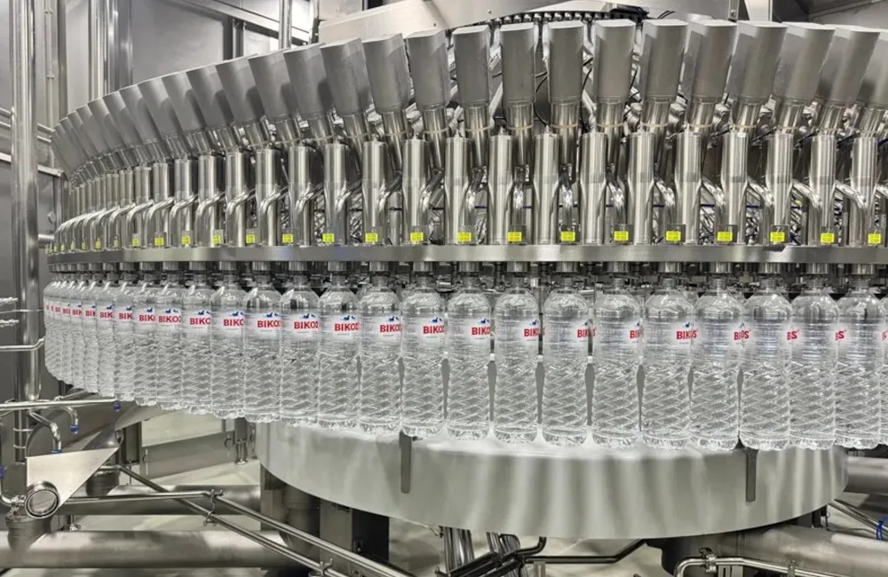 Η Ηπειρωτική Βιομηχανία Εμφιαλώσεων ανανέωσε για μία ακόμη χρονιά τη συνεργασία της με την Ένωση Σωματείων Αμειβόμενων Πετοσφαιριστών