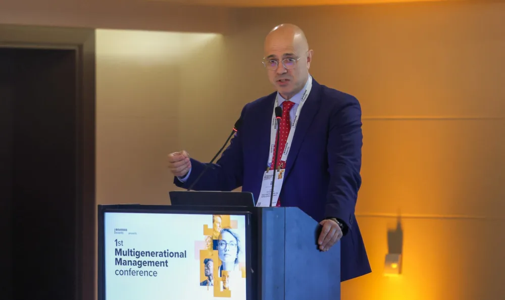 Άρης Αλεξόπουλος (ΟΟΣΑ): «Κίνδυνος 15% συρρίκνωσης του ελληνικού ΑΕΠ έως το 2050, εφόσον συνεχιστεί η υποχώρηση του παραγωγικού δυναμικού»