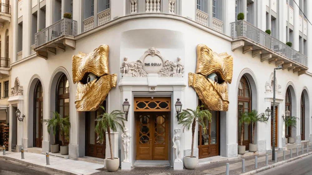 Mε τα μάτια στραμμένα στη ζωή του κέντρου της Αθήνας