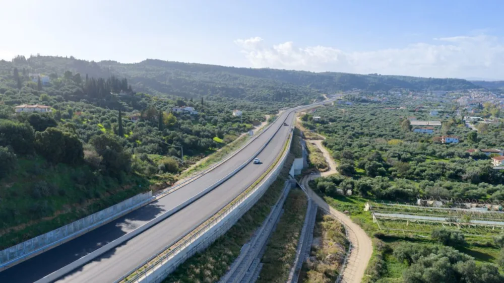 Η Πατρών-Πύργου παραδίδεται σε κυκλοφορία – Εγκαινιάστηκαν σήμερα τα τελευταία 10 χλμ. του αυτοκινητόδρομου