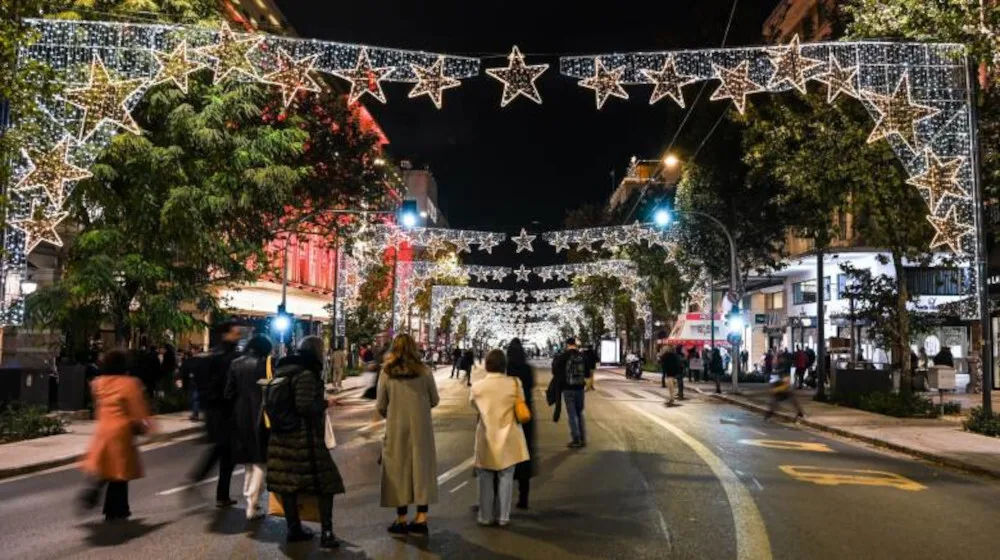 Αναλυτικά το φετινό εορταστικό ωράριο - Πλησιάζει η πρώτη Κυριακή του Δεκεμβρίου με ανοιχτά καταστήματα