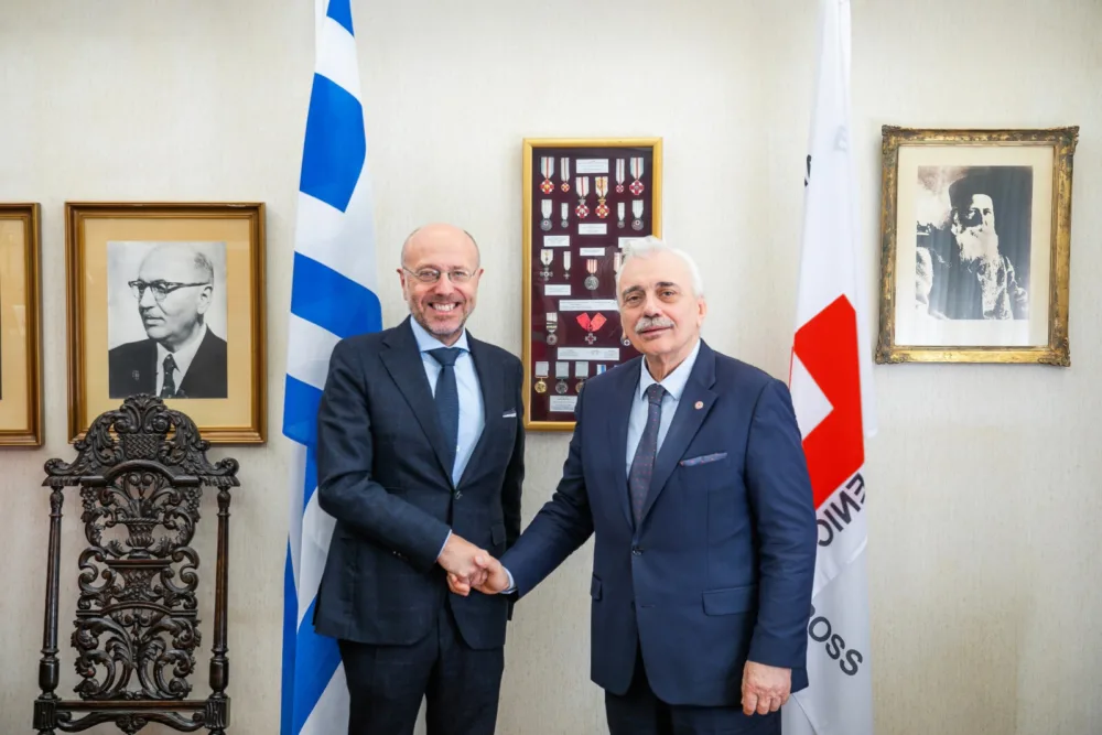 Συνάντηση προέδρου Ε.Ε.Σ. και υφυπουργού Υγείας - Επιτυχής η συνεργασία Ε.Ε.Σ. και Υπουργείου Υγείας για υποστήριξη εξαρτημένων χρηστών στο κέντρο της Αθήνας