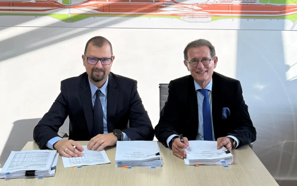 Η κατασκευή του πρώτου Logistics Park στην Ελλάδα αποτελεί πραγματικότητα - Υπέγραψαν σύμβαση Θριάσιο Εμπορευματικό Κέντρο Α.Ε. και ΤΕΚΑΛ Α.Ε.