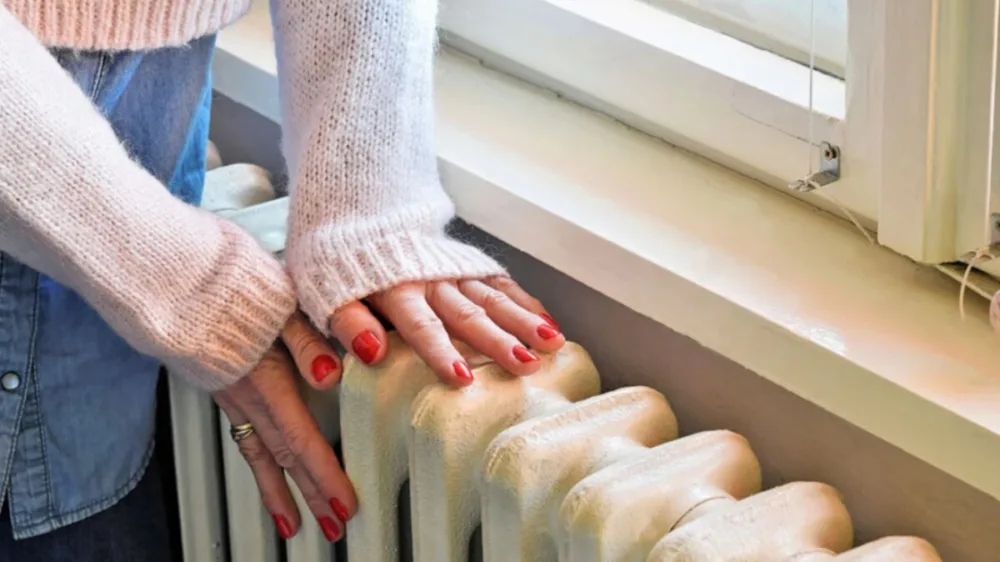 ΥΠΕΘΟΟ, ΥΠΕΝ και ΑΑΔΕ κατέβαλαν πάνω από 1,24 εκατ. ευρώ σε 1,17 εκατ. δικαιούχους επιδόματος θέρμανσης