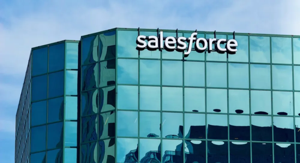 Salesforce και NVIDIA παρουσιάζουν το Koa, μοντέλο AI για σύνθετες εργασίες CRM