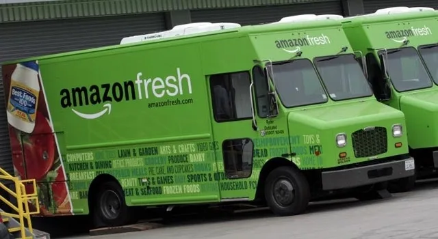Η Amazon και οι φιλοδοξίες της στις υπηρεσίες ταχυμεταφορών