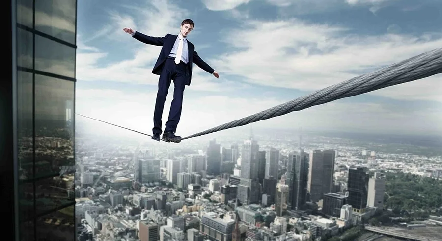 Ο Κομνηνός, η διακινδύνευση και η λελογισμένη επιχειρηματικότητα