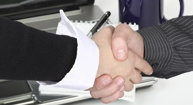 Εσωστρέφεια και Εξωστρέφεια στην Ηγεσία και τη Συνέντευξη Επιλογής Προσωπικού