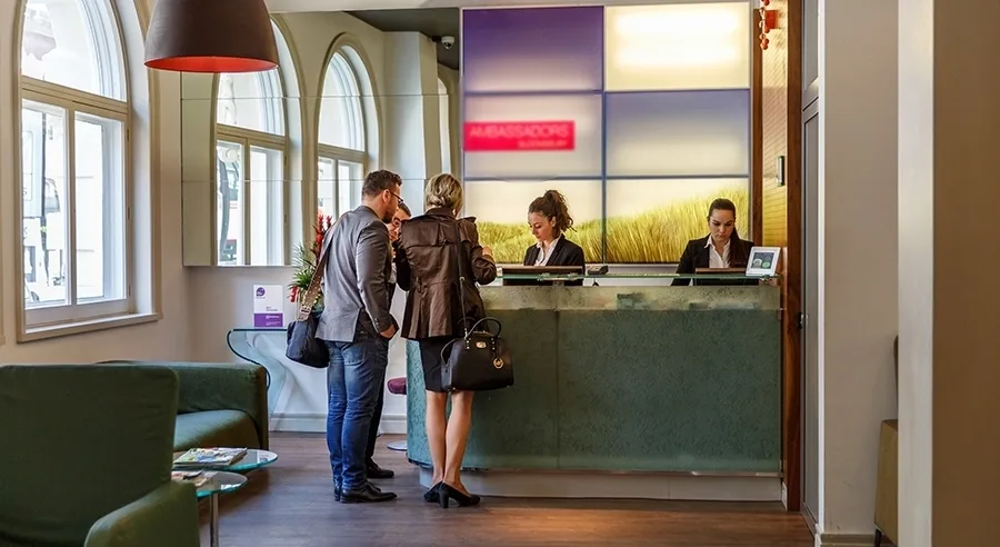 Γνωρίζετε τους επισκέπτες του ξενοδοχείου σας;