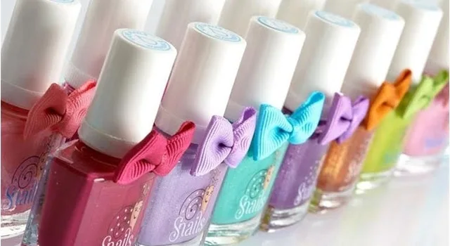 Safe 'N' Beautiful: Η πρώτη επιχείρηση παιδικών βερνικιών στον κόσμο