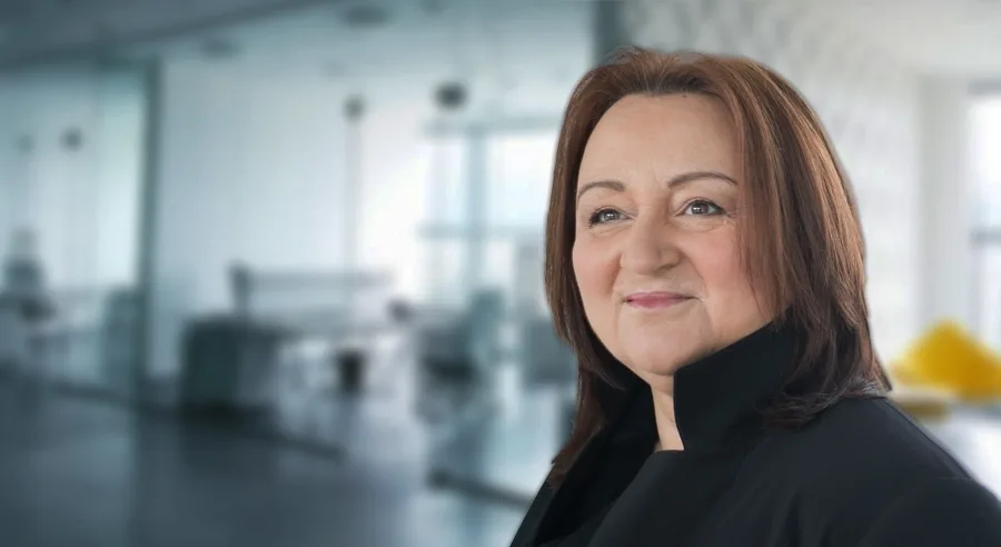 Γιατί το μικρό είναι το νέο μεγάλο ή για να γίνεις πρωτομάστορας, πρώτα πρέπει να γίνεις μάστορας;