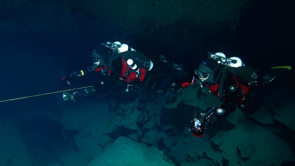 Διακεκριμένος φωτογράφος αναδεικνύει τις ομορφιές του βυθού της Αντιπάρου