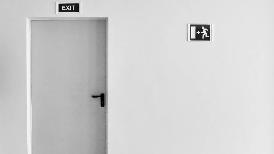 10+1 σημάδια πως ήρθε η ώρα να τα μαζέψεις και να φύγεις από τη δουλειά σου