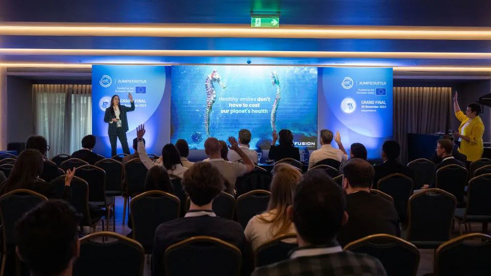 Βραβεία για 27 καινοτόμες ευρωπαϊκές εταιρείες στον Μεγάλο Τελικό του EIT Jumpstarter