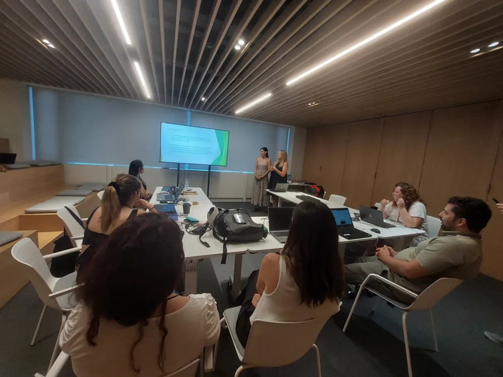 Τη Knowcrunch εμπιστεύθηκαν η ΝΝ και η Frank & Fame για την εκπαίδευσή των στελεχών τους