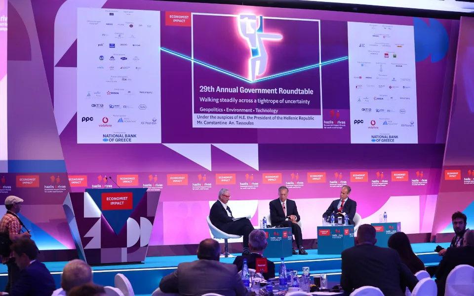 Συζήτηση Joakim Reiter με Mike Pompeo: Στρατηγικό τρίγωνο της Ευρώπης η οικονομία, η ασφάλεια και η τεχνολογία