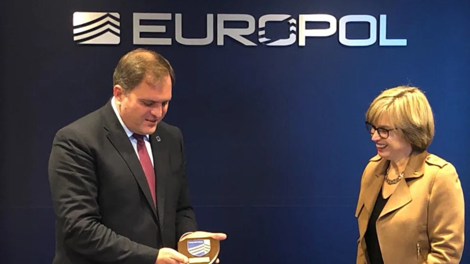 Διευρύνεται η συνεργασία ΑΑΔΕ - Europol σε ανταλλαγή πληροφοριών και κοινές δράσεις