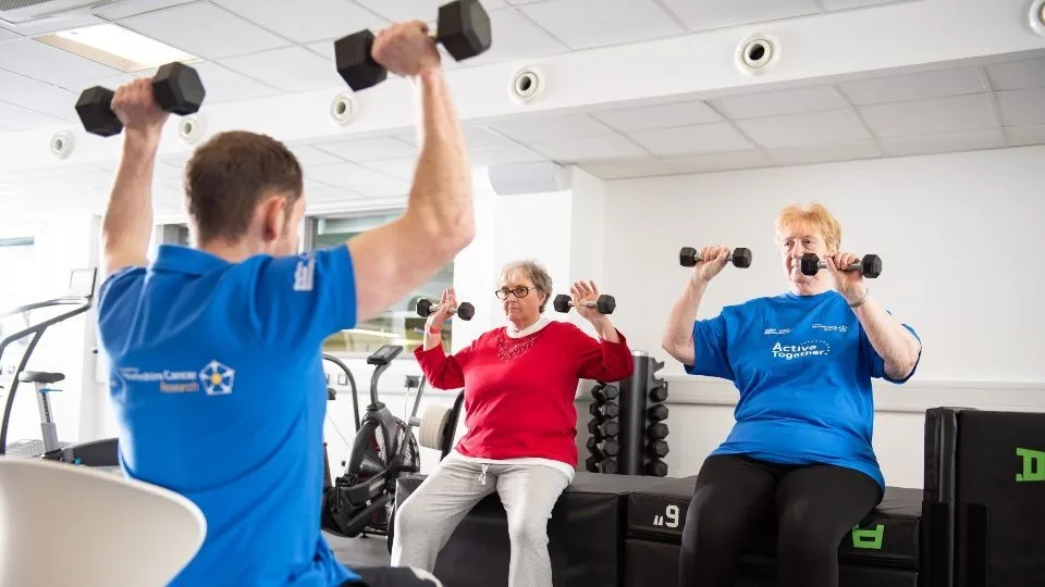 Το Σταύρος Νιάρχος υποστηρίζει πρόγραμμα άσκησης για την αντιμετώπιση του καρκίνου