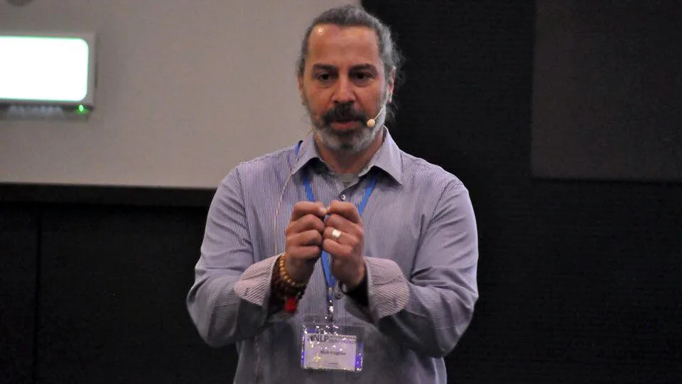 Ο Νίκος Φραγκιάς ομιλητής στο Παγκόσμιο Συνέδριο του NLP 2019