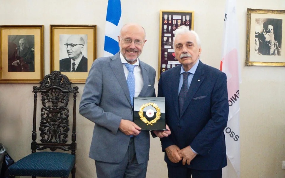 Ο πρόεδρος του Ε.Ε.Σ. σε συνάντηση με τον υφυπουργό Υγείας, Δ. Βαρτζόπουλο