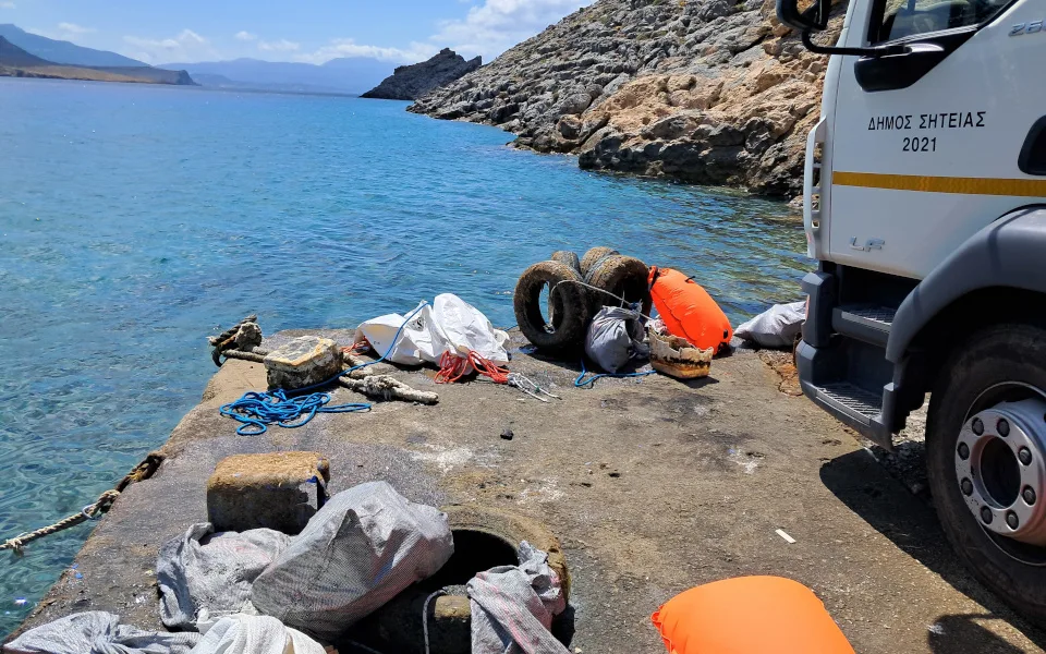 Τα πρώτα βήματα για την πρότυπη Αποκατάσταση λιβαδιών Ποσειδωνίας στον όρμο Ατζικιάρι της Κρήτης