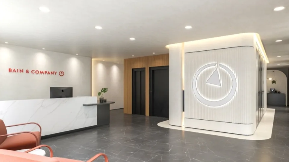 Η Bain & Company συμμετέχει ενεργά στον διάλογο για το μέλλον των επιχειρήσεων