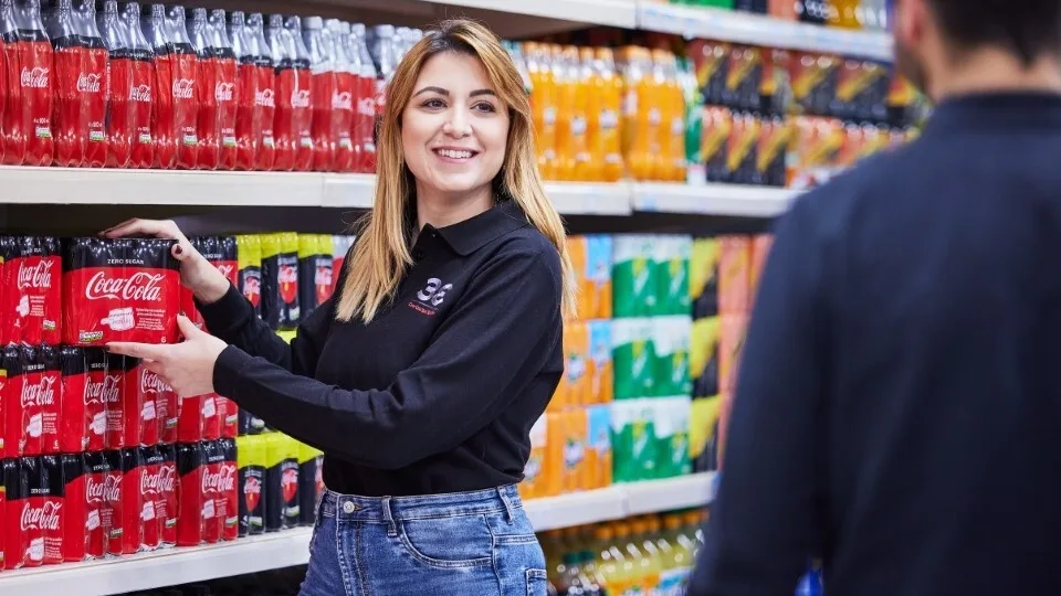 Coca-Cola Τρία Έψιλον: Νέα δομή πωλήσεων για τη νέα εποχή της αγοράς