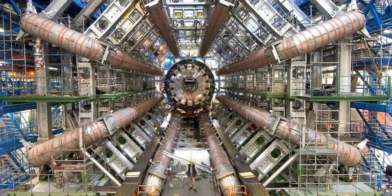 ΑΠΘ: Η γενική διευθύντρια του CERN θα αναγορευτεί Επίτιμη Διδάκτορας του Τμήματος Φυσικής