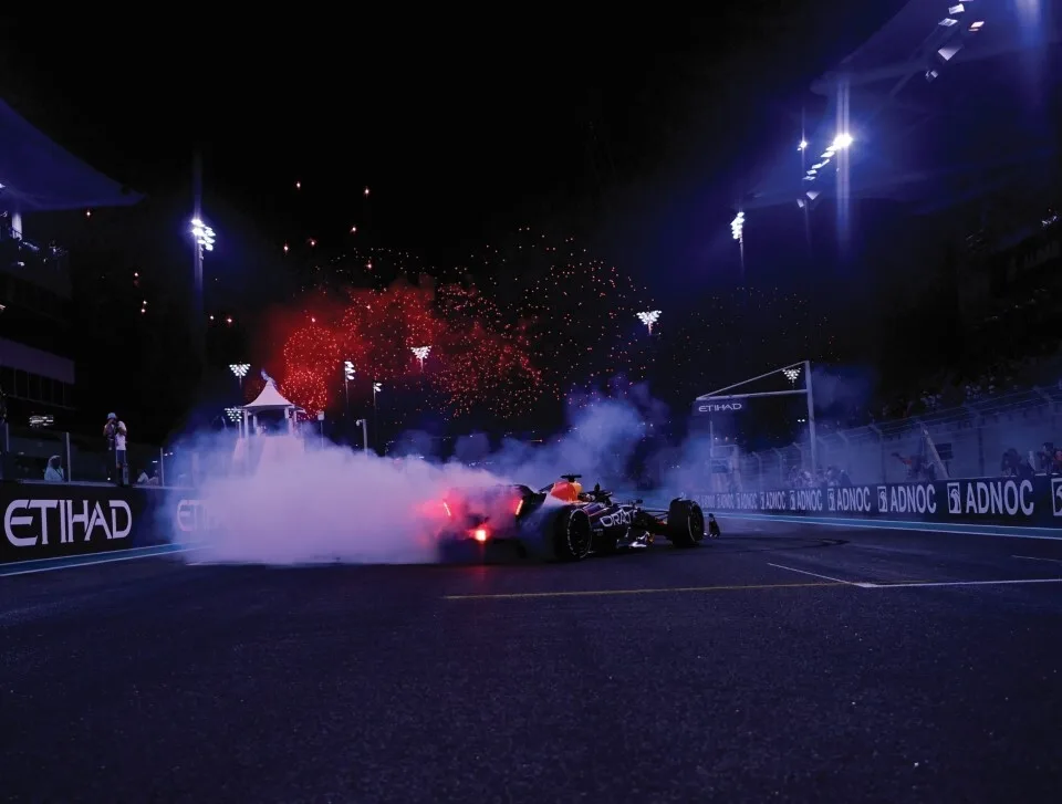 Εγκαινιάζεται από τη Celestyal η κρουαζιέρα Abu Dhabi F1 με τον David Coulthard