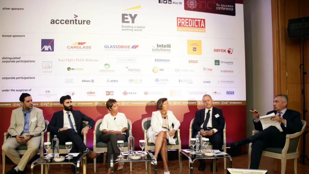 Νέα Προϊόντα και Υπηρεσίες από την Intelli Solutions και την ClientIQ για τη βέλτιστη διαχείριση πελατολογίων