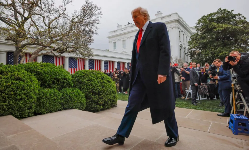 Έως τις 9 Ιουλίου η προθεσμία Τραμπ για εμπορική συμφωνία ΕΕ και ΗΠΑ - Πιθανότητα για επιμήκυνση